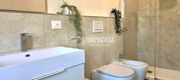 2 bedrooms Apartment in Turin, Italy No. 137494 26