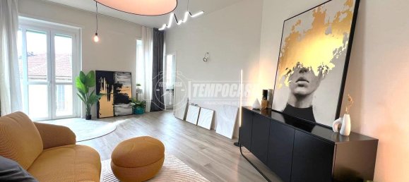 2 bedrooms Apartment in Turin, Italy No. 137494 21