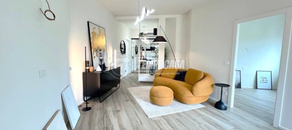 2 bedrooms Apartment in Turin, Italy No. 137494 19