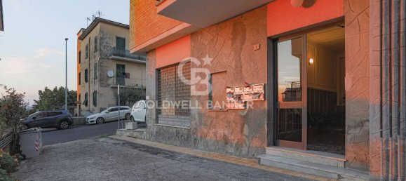 Estudio en Viterbo, Italy No. 381079 13