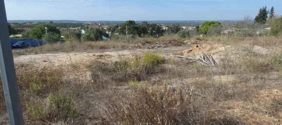 Terrain à Luz, Portugal No. 52652 3