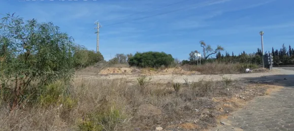 Terrain à Luz, Portugal No. 52652 8