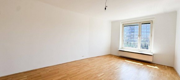 Квартира с 4 комнатами в Пенцинг, Австрия № 221663 6