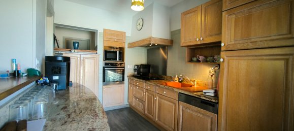 3 bedrooms House in Pezenas, France No. 198125 10