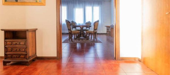 Квартира с 5 комнатами в Конельяно, Италия № 118305 8