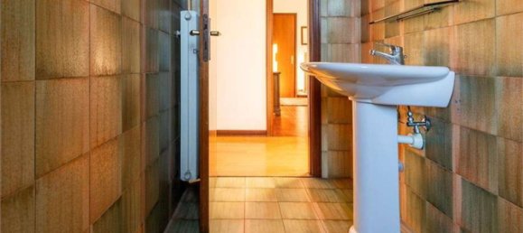 Квартира с 5 комнатами в Конельяно, Италия № 118305 34