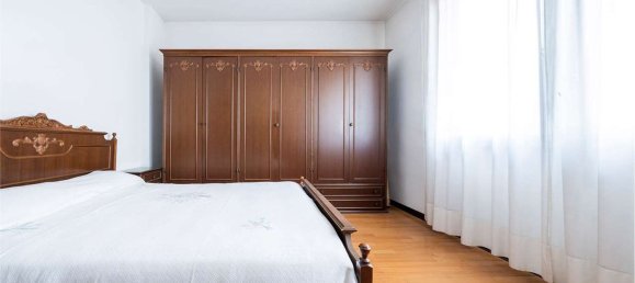 Квартира с 5 комнатами в Конельяно, Италия № 118305 26