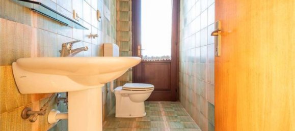 Квартира с 5 комнатами в Конельяно, Италия № 118305 33