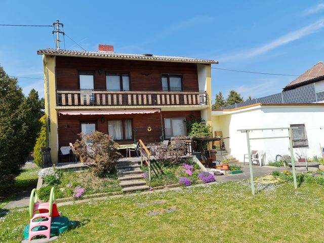 5 rooms House in Marchtrenk, Austria No. 93800
