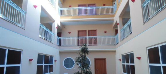 1650m² Townhouse in Pieria, Greece No. 8113 3