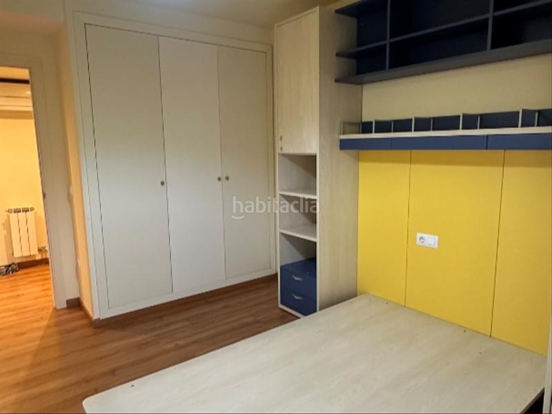 Dúplex de 4 dormitorios en Girona, Spain No. 237108