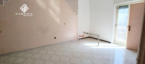 3 rooms Apartment in Palagonia, Italy No. 230274 2