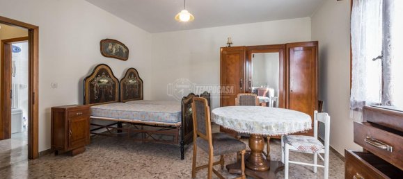 6 rooms House in Serramazzoni, Italy No. 163058 15