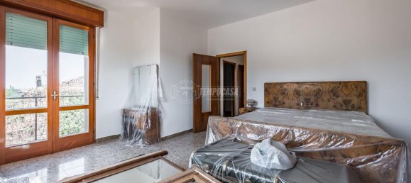 6 rooms House in Serramazzoni, Italy No. 163058 33