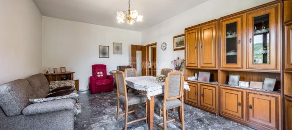 6 rooms House in Serramazzoni, Italy No. 163058 4