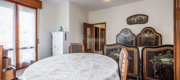 6 rooms House in Serramazzoni, Italy No. 163058 16