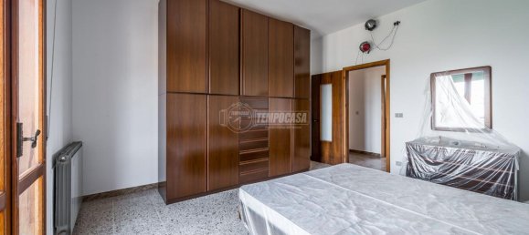 6 rooms House in Serramazzoni, Italy No. 163058 30