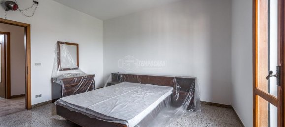 6 rooms House in Serramazzoni, Italy No. 163058 29