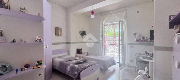 2 bedrooms Apartment in Casandrino, Italy No. 267739 2