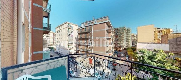 Apartamento de 3 dormitorios en San Giorgio a Cremano, Italy No. 17745 20