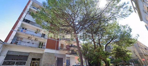 Apartamento de 3 dormitorios en San Giorgio a Cremano, Italy No. 17745 37