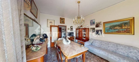 Apartamento de 3 dormitorios en San Giorgio a Cremano, Italy No. 17745 16