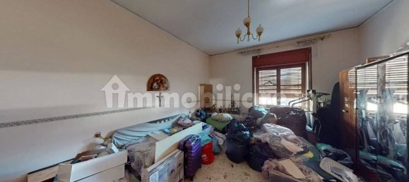 Apartamento de 3 dormitorios en San Giorgio a Cremano, Italy No. 17745 9