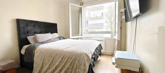 Apartamento de 3 dormitorios en Paris, France No. 129059 6