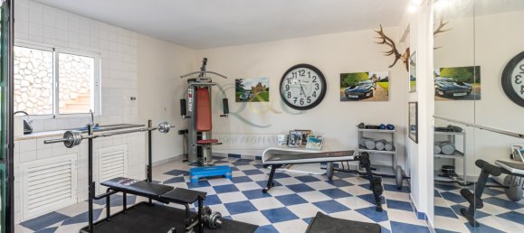 4 Schlafzimmer Villa in Loule, Portugal, Nr. 102968 14