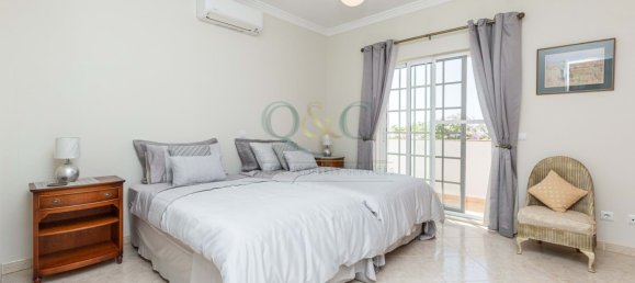 4 Schlafzimmer Villa in Loule, Portugal, Nr. 102968 12