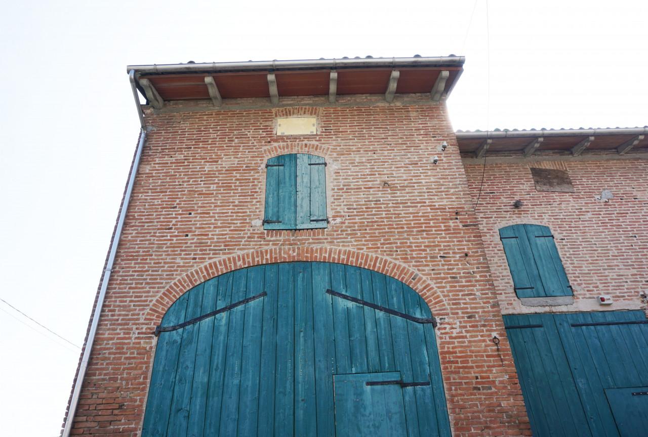 6 rooms Villa in Colorno, Italy No. 235954