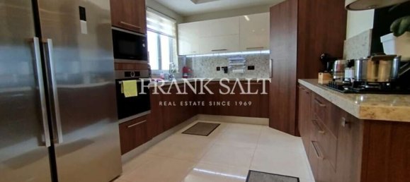 3 chambres Appartement à Dingli, Malta No. 2735 3