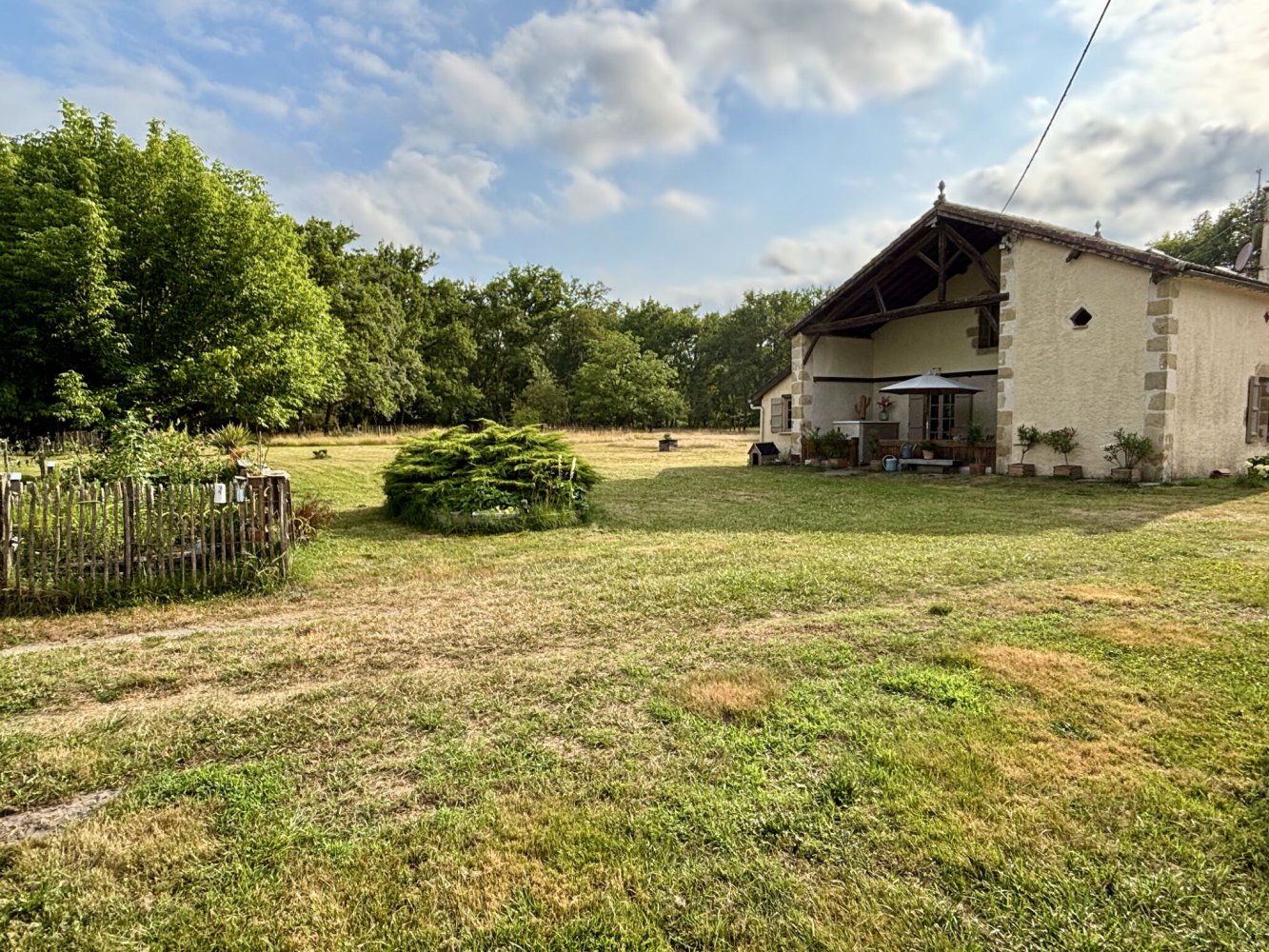  Castillos de 5 dormitorios en Gironde, France No. 285306
