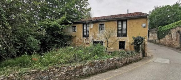 302m² Land in Colindres, Spain No. 167848 12