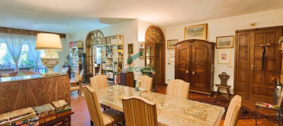 2 Schlafzimmer Wohnung in Bari, Italy, Nr. 77890 6