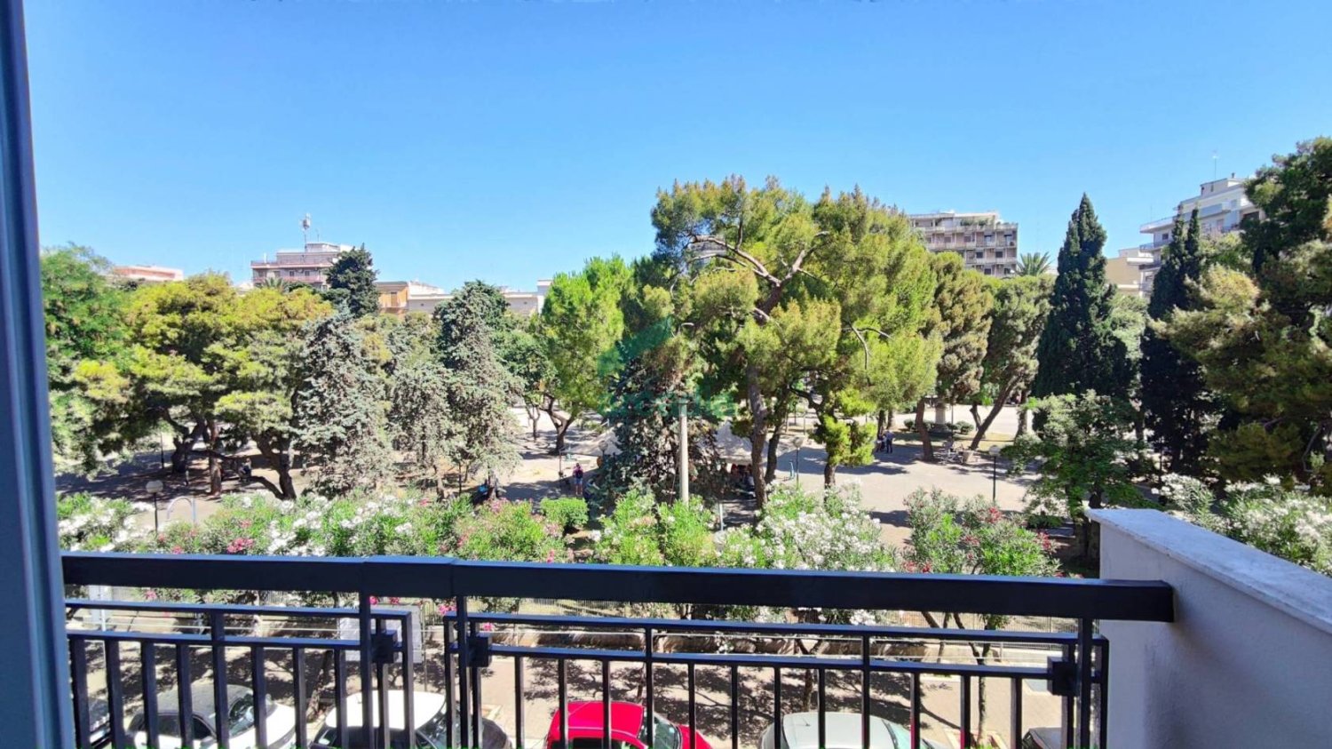 2 Schlafzimmer Wohnung in Bari, Italy, Nr. 77890