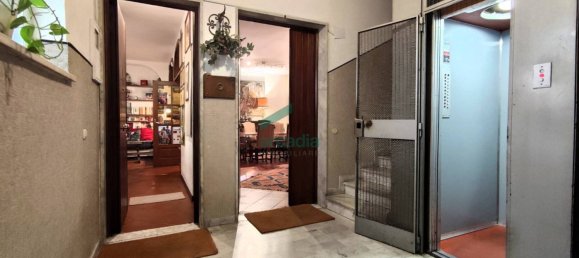 2 Schlafzimmer Wohnung in Bari, Italy, Nr. 77890 26