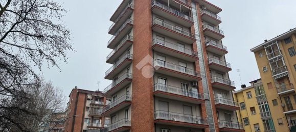 Apartamento de 2 habitaciónes en Collegno, Italy No. 39841 2