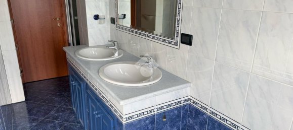 Apartamento de 2 habitaciónes en Collegno, Italy No. 39841 6