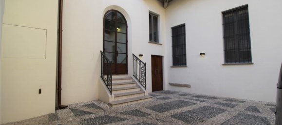 2-salle Bureau à Milan, Italy No. 241815 10