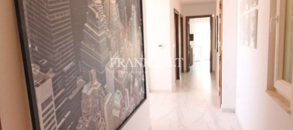 4 bedrooms Apartment in San Gwann, Malta No. 4522 22