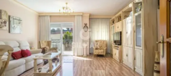 3 bedrooms Penthouse in Estepona, Spain No. 18972 4