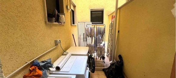 Квартира с 4 комнатами в Бриндизи, Италия № 109395 7