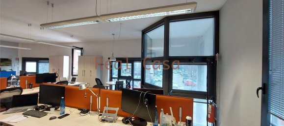Büro in Modena, Italy 135m², Nr. 330601 29
