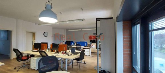 Büro in Modena, Italy 135m², Nr. 330601 31