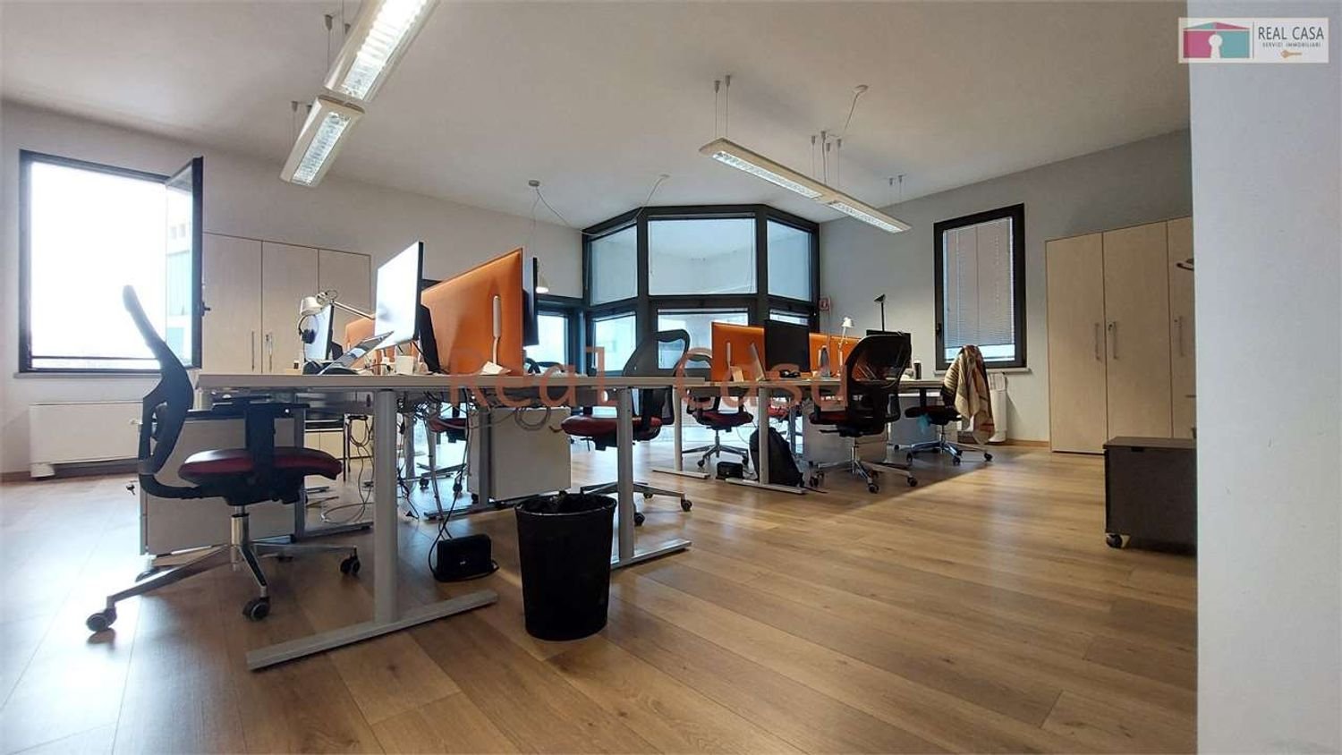 Büro in Modena, Italy 135m², Nr. 330601