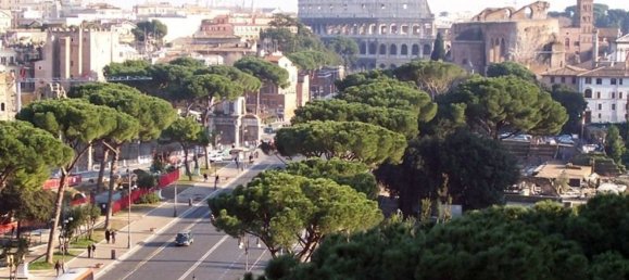 5 rooms Apartment in Rome, Italy No. 205121 3