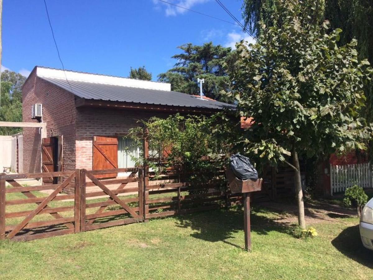 2 bedrooms House in Mar del Plata, Argentina No. 75824