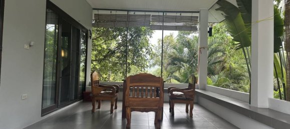 3 Schlafzimmer Villa in Surat Thani, Thailand, Nr. 72835 5