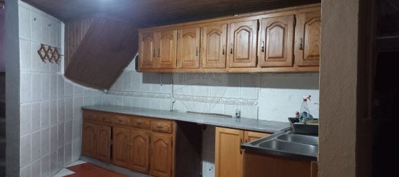 Дом с 4 спальнями в Folgosinho, Португалия № 162878 10